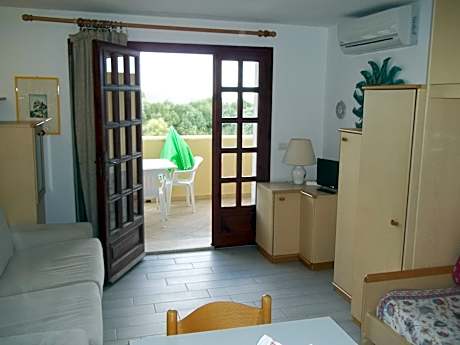 Studio Apartment with Sea View