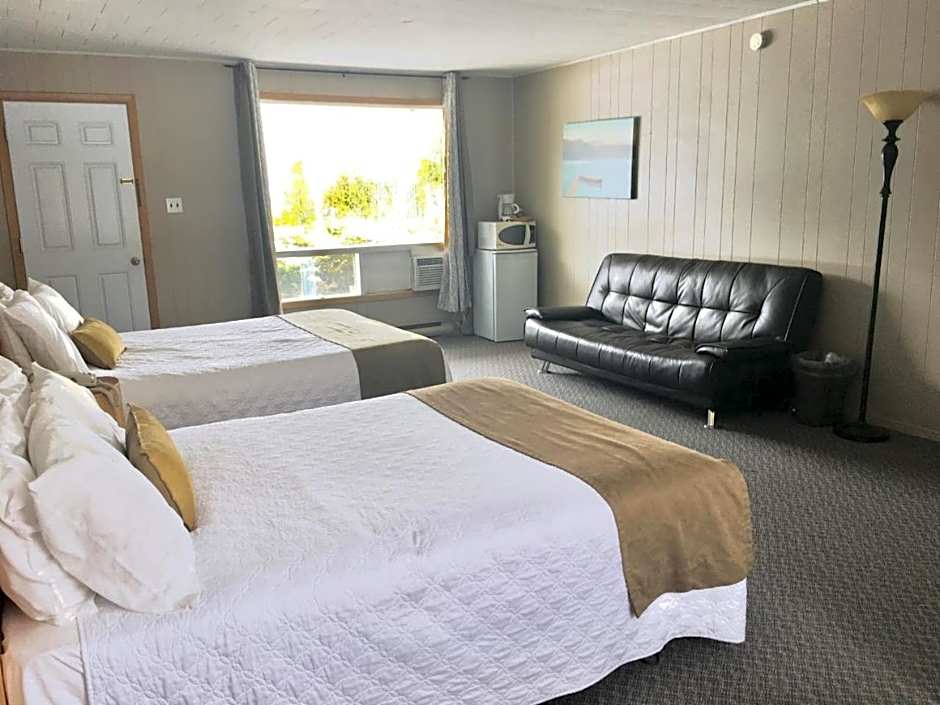 The Spirit Rock Outpost & Lodge