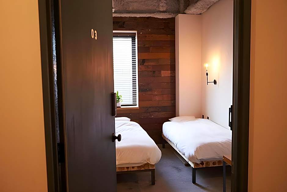 mizuka Imaizumi 1 - unmanned hotel -