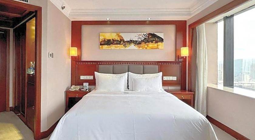 Gold Source Sunshine Hotel