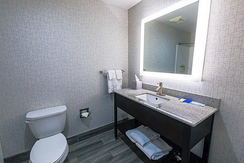 Holiday Inn Express Hotel & Suites Hamburg By IHG
