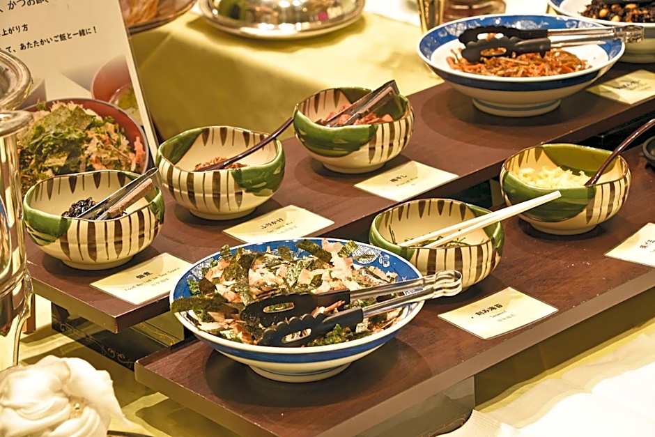 Okura Chiba Hotel