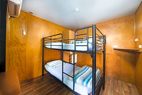 Twin Room with Shared Bathroom - Adults Only 
