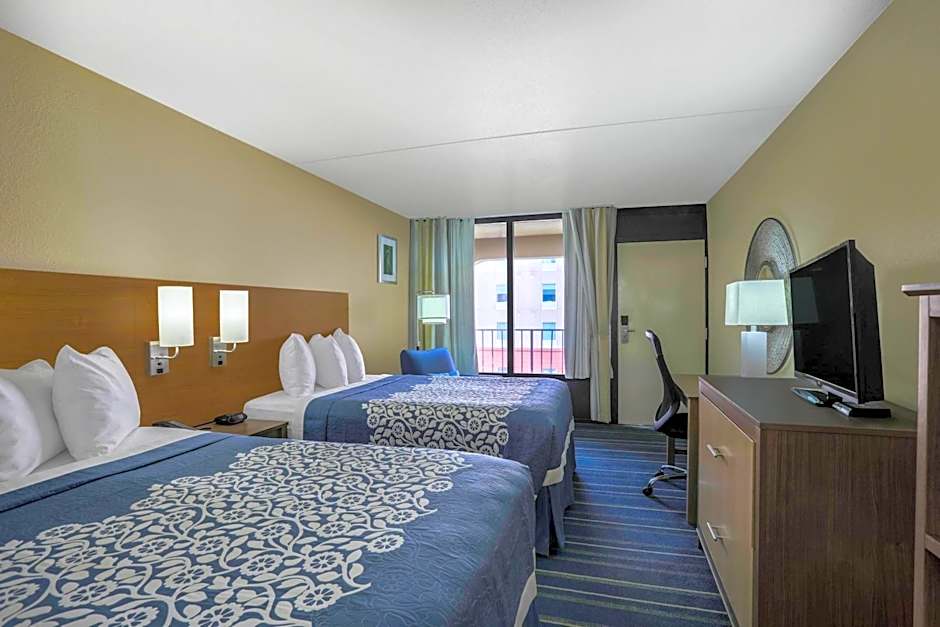 Days Inn by Wyndham Newark Wilmington