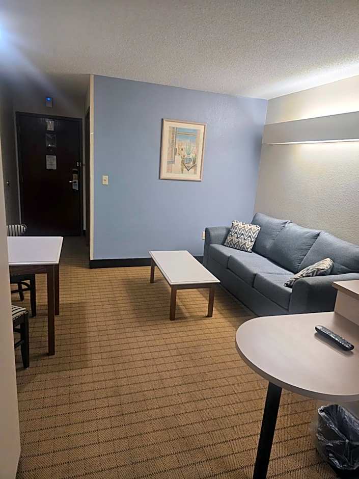 Microtel Inn & Suites By Wyndham Seneca Falls