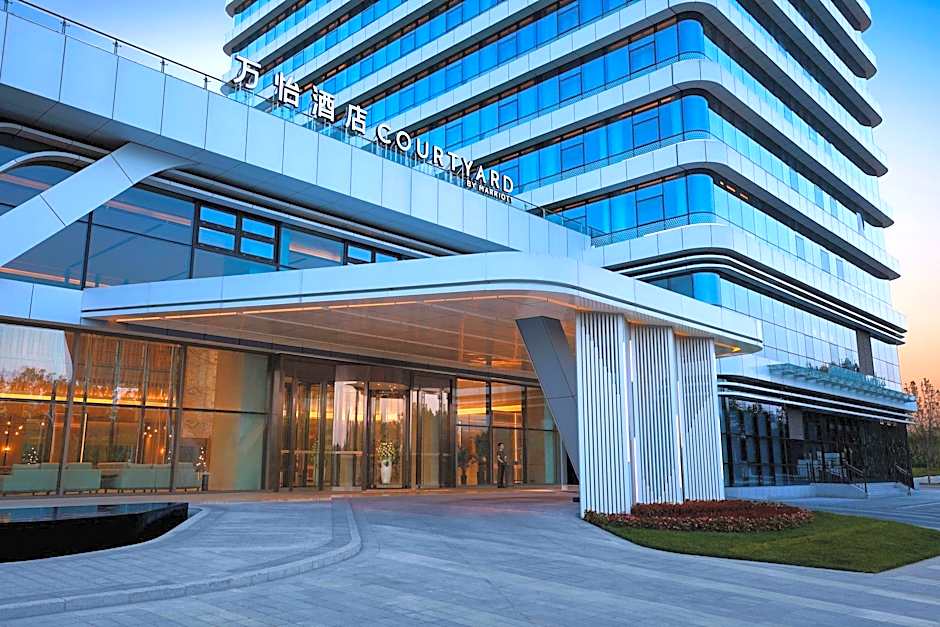 Courtyard By Marriott Qinhuangdao West