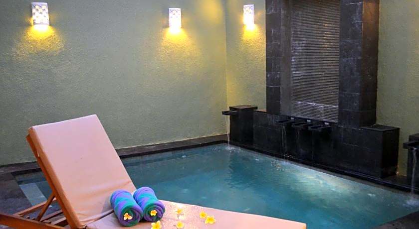 Jas Green Villas And Spa