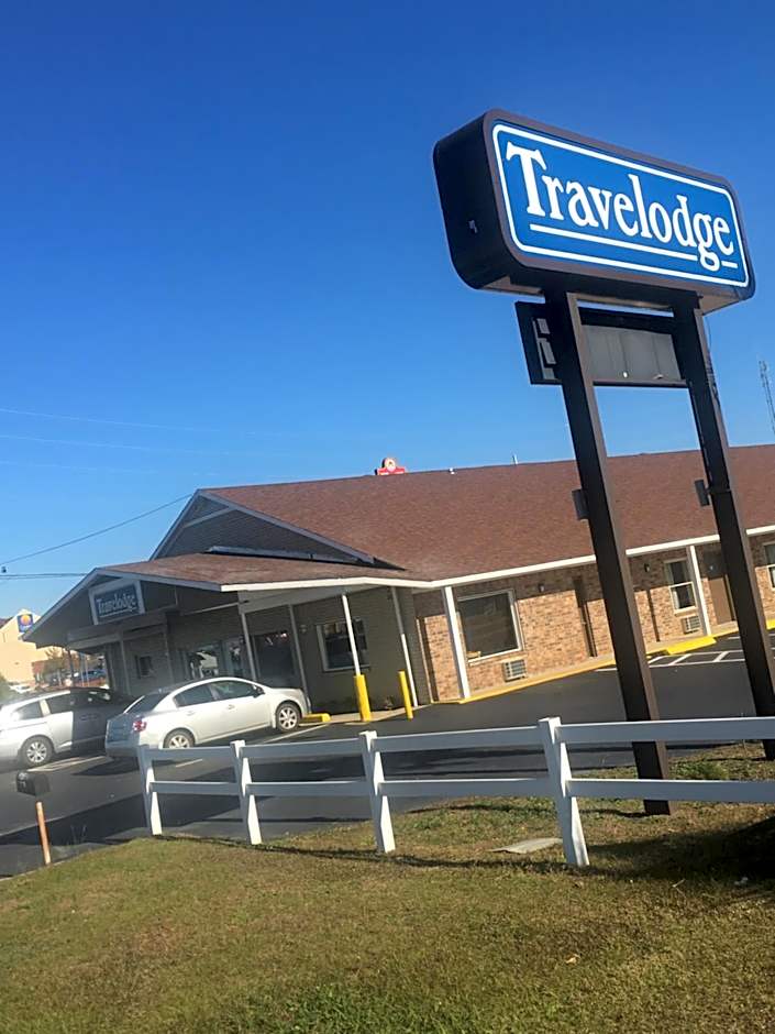 Travelodge by Wyndham Orangeburg