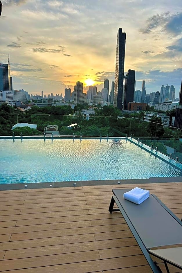 The SACHA Apart-Hotel Thonglor