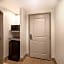 La Quinta Inn & Suites by Wyndham Cleveland