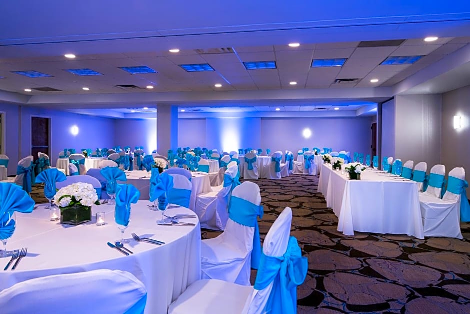 Crowne Plaza Memphis Downtown By IHG