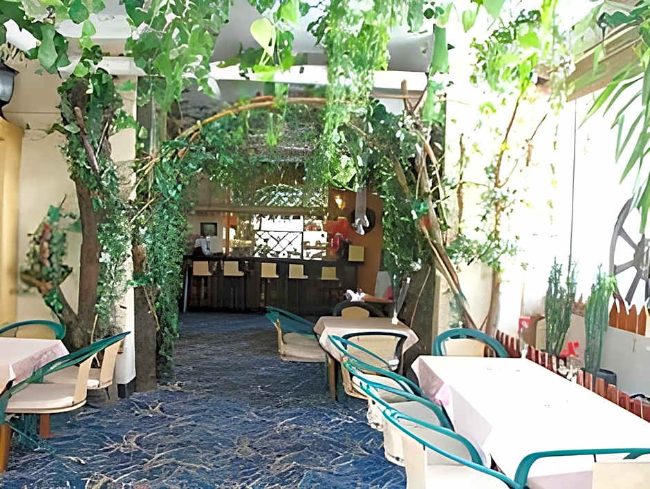 Economic Trade Hotel