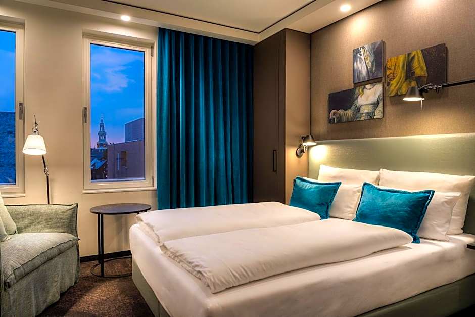 Motel One Amsterdam-Waterlooplein