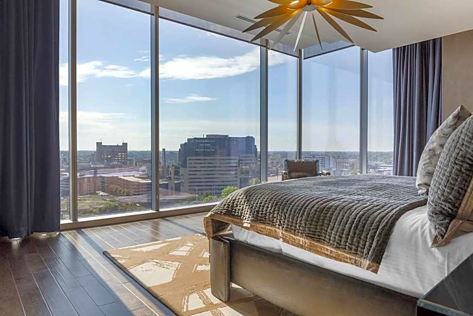 Omni Louisville Hotel