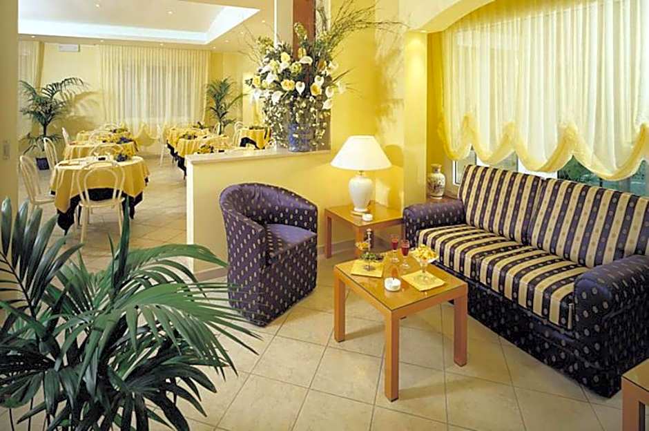 Hotel Cannes - in pieno centro