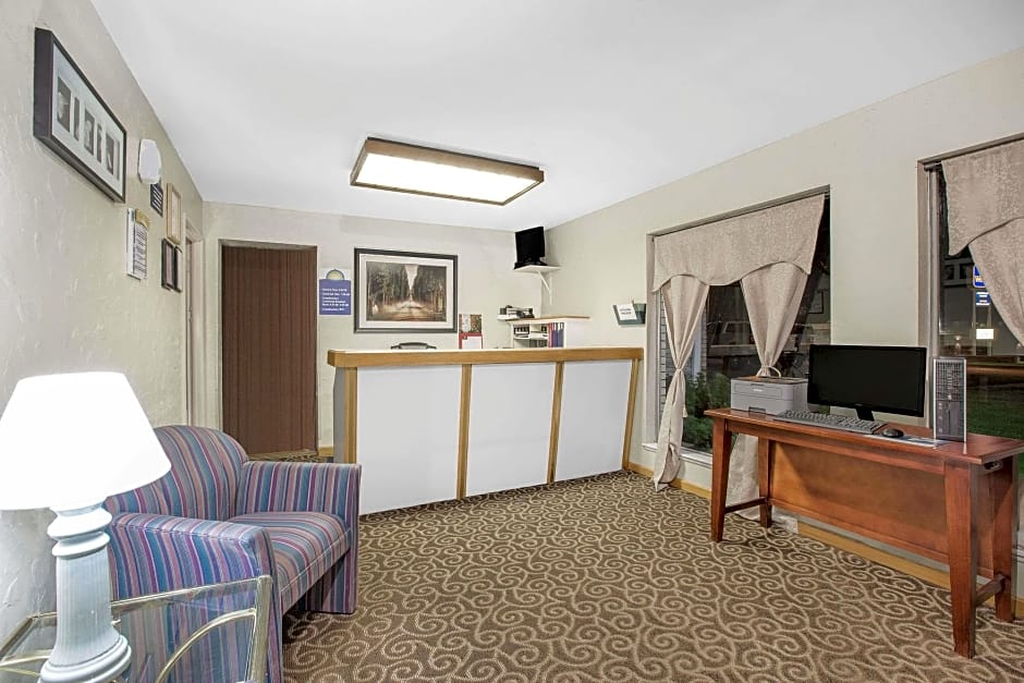 Days Inn by Wyndham Emporia