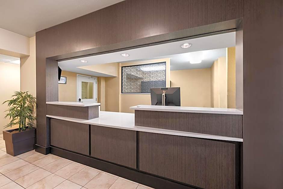 Candlewood Suites Bismarck By IHG