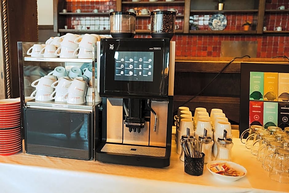 Mountain Hotel & Hostel