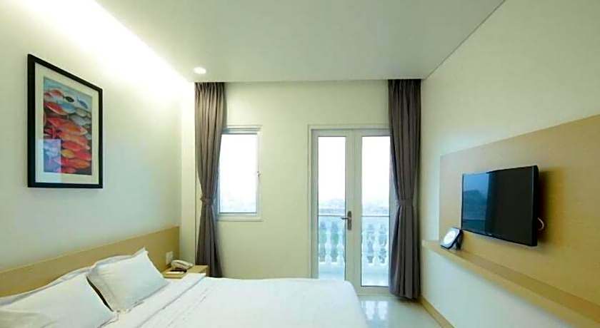 Hung Cuong Hotel