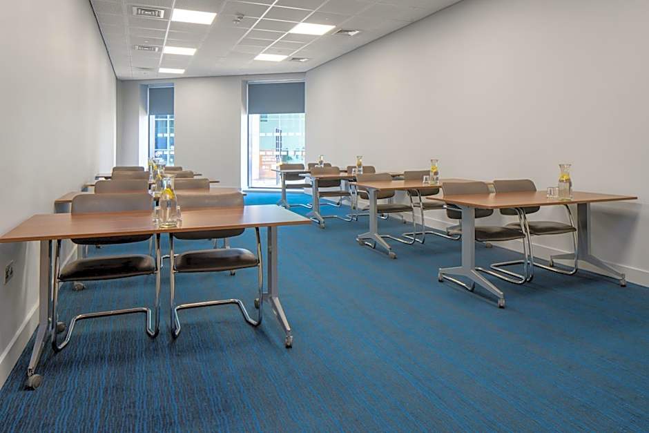 Holiday Inn Express Birmingham-Snow Hill By IHG