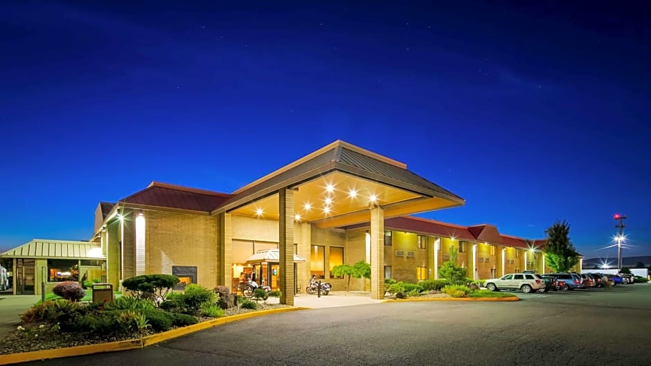 Best Western Plus Ahtanum Inn