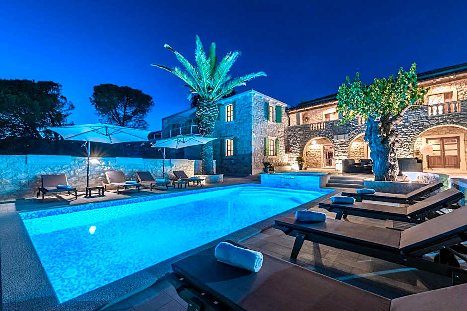 MY DALMATIA - Authentic villa Dumina with private heated pool