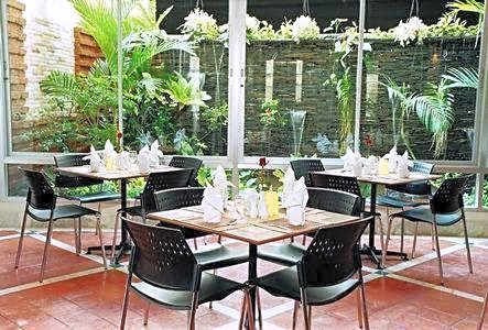 Hadyai Golden Crown Hotel