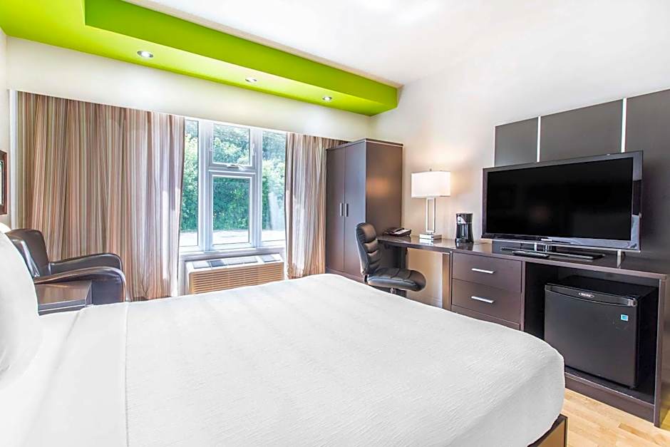 Travelodge by Wyndham Trois-Rivieres