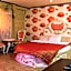 Shine Motel