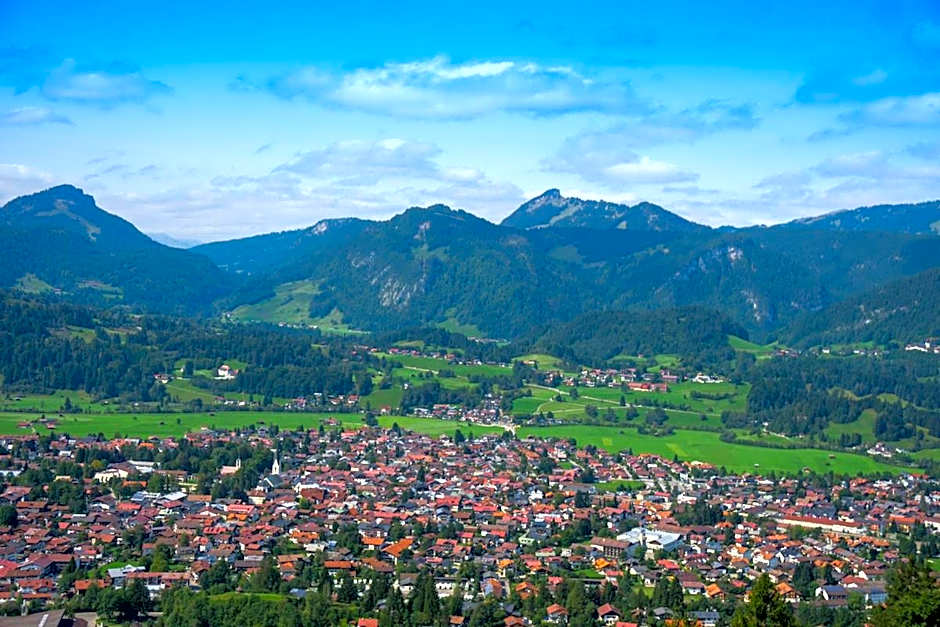 Mountain Hostel City