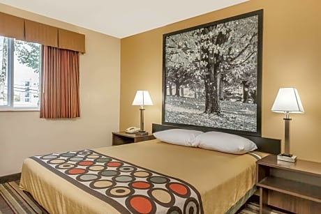 1 Double Bed Non-Smoking