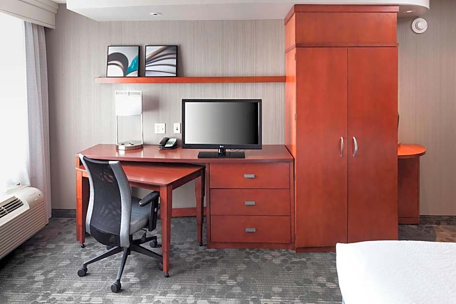 Courtyard by Marriott Suffolk Chesapeake