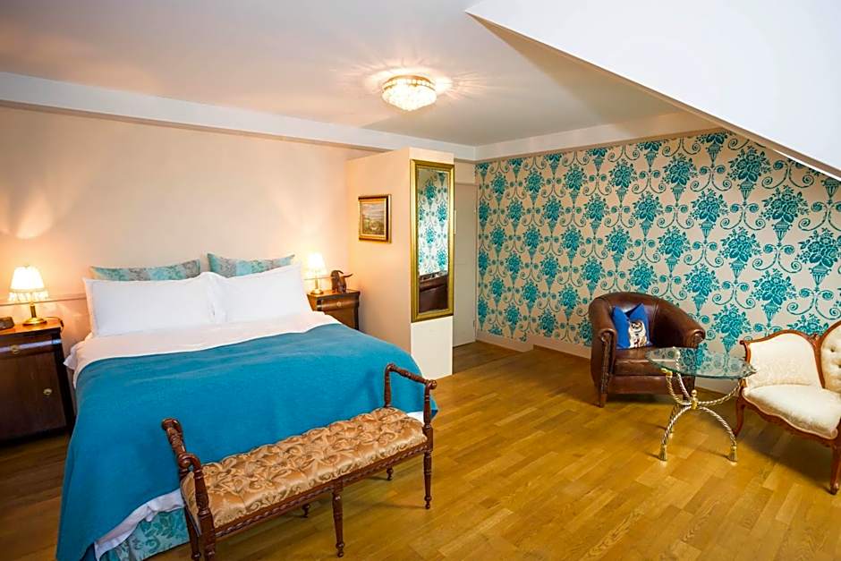 Townhouse Boutique Hotel