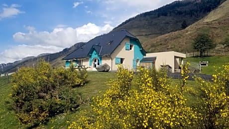 Gîte de montagne du Plateau de Lhers- Accueil randonneurs