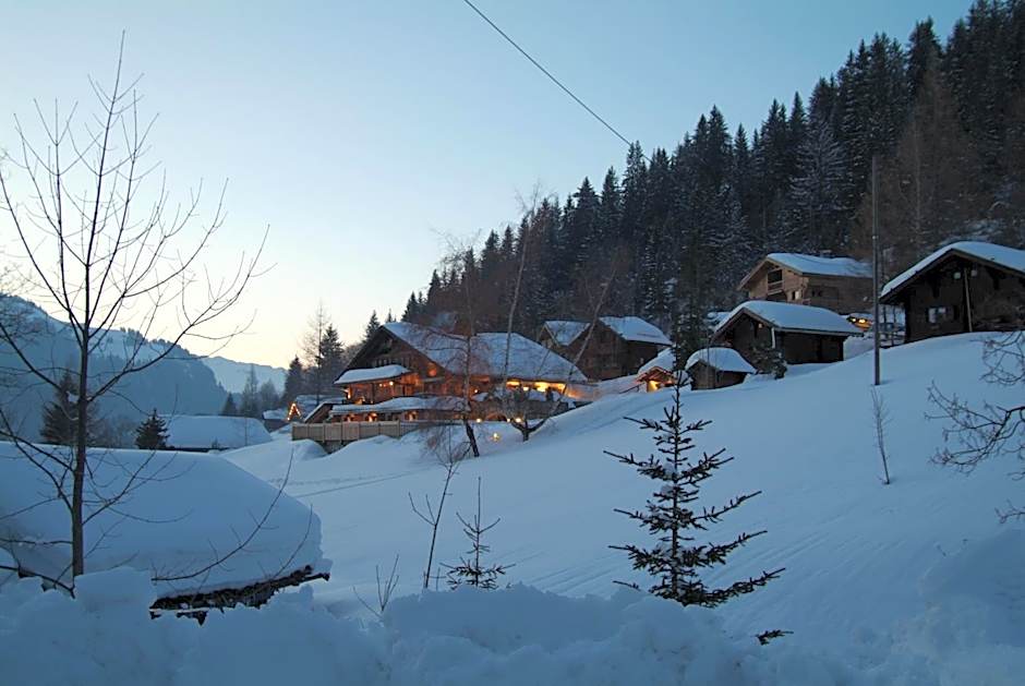 Les Chalets de la Serraz