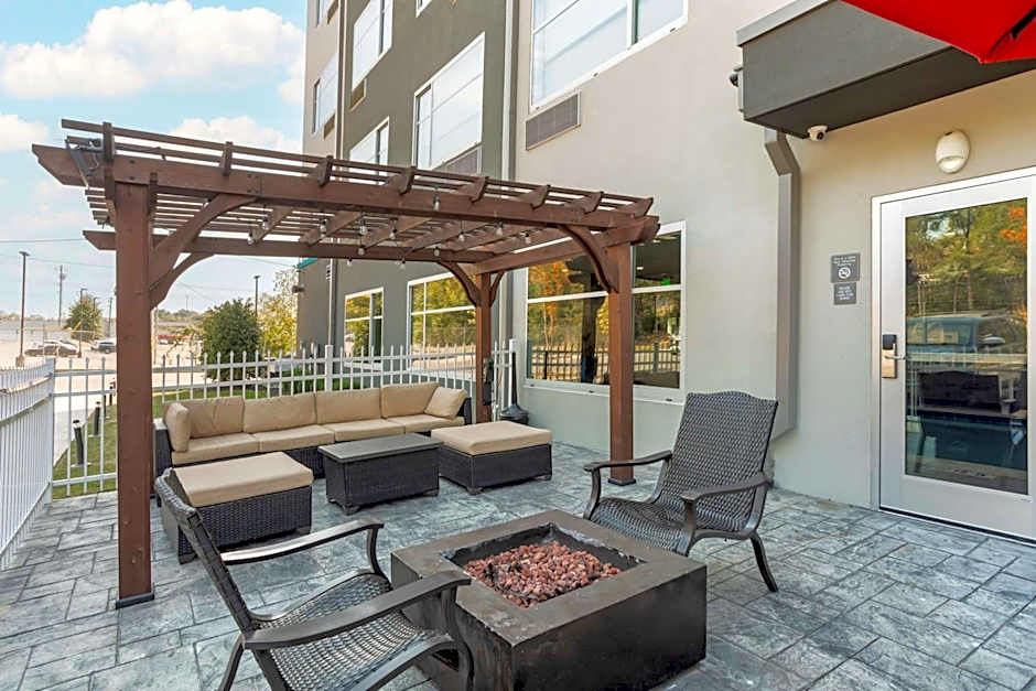 Best Western Plus Executive Residency Antioch Inn