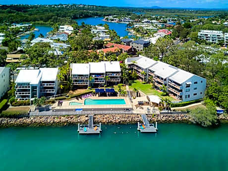 Noosa Shores Resort