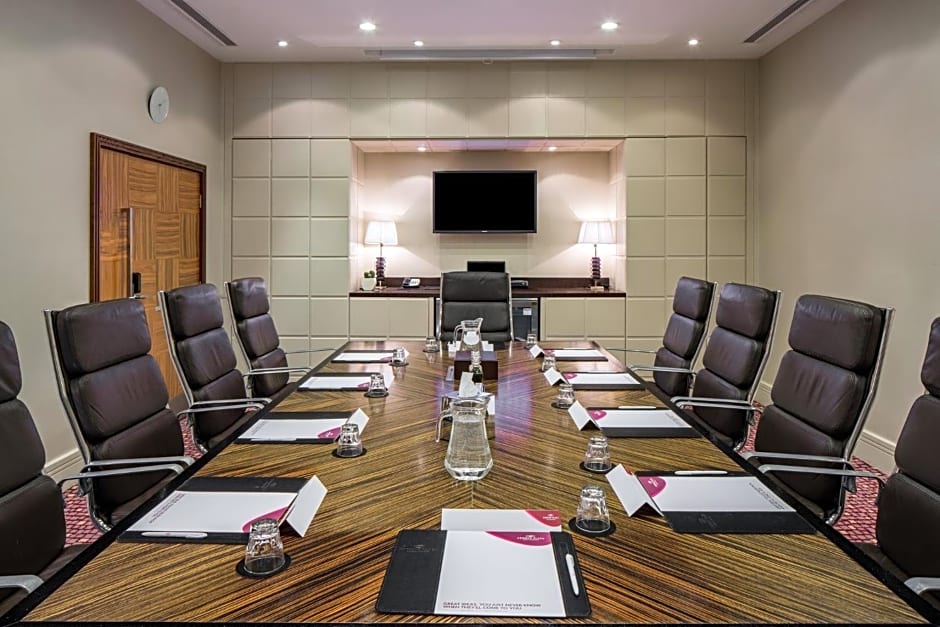 Crowne Plaza Reading