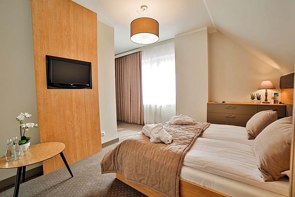 Hotel Kompleks Beskid z basenem i stokiem narciarskim - blisko Babiej Góry