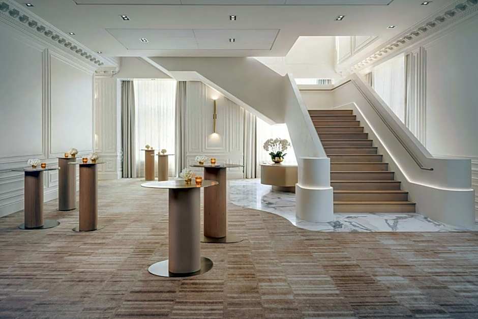 The St. Regis Toronto