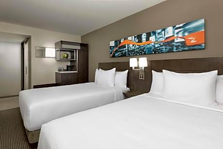 Double Room with Two Double Beds - High Floor