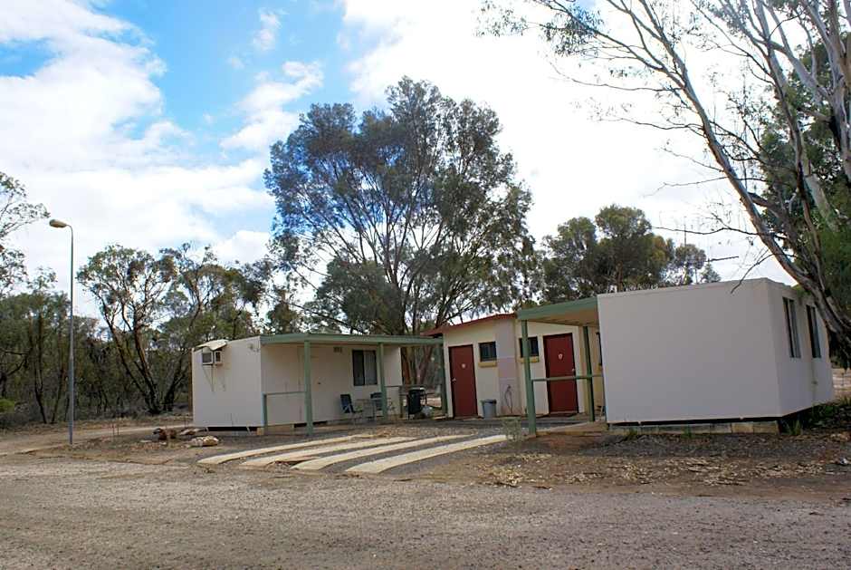 Inglewood Motel and Caravan Park Victoria