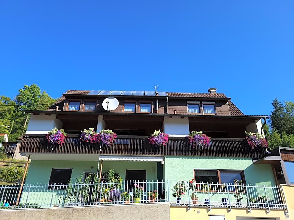 Gaestehaus Grau