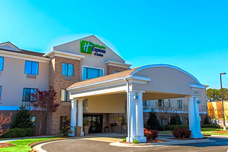 Holiday Inn Express Hotel & Suites Kinston, an IHG Hotel