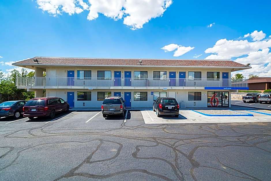 Motel 6-Pueblo, CO - I-25