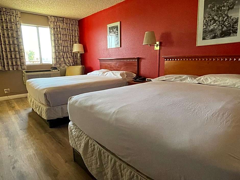 Travelodge by Wyndham Imperial - El Centro