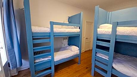 Bed in 6-Bed Mixed Dormitory Le Jardin Cafe