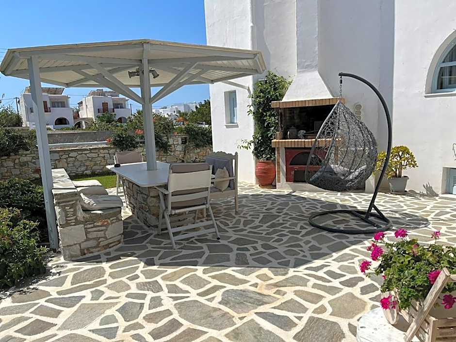 VILLAGE LIANA MAROULI KASTRAKI