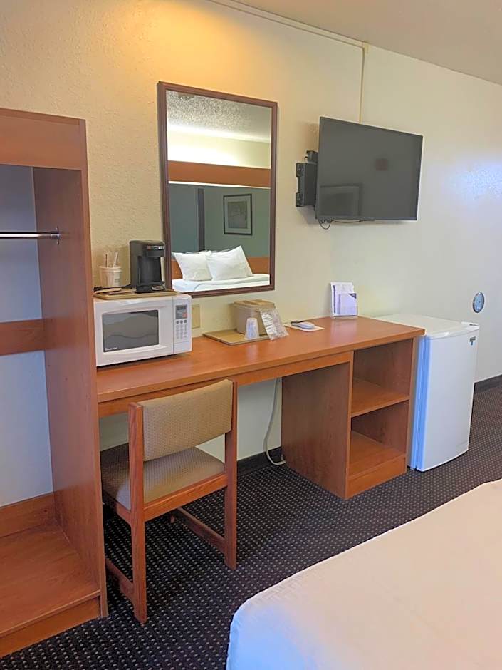 Microtel Inn & Suites By Wyndham Rice Lake