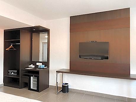 Family Room without Window - Newly Renovated